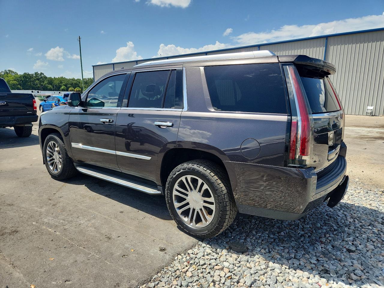 2015 CADILLAC ESCALADE — снимка 2