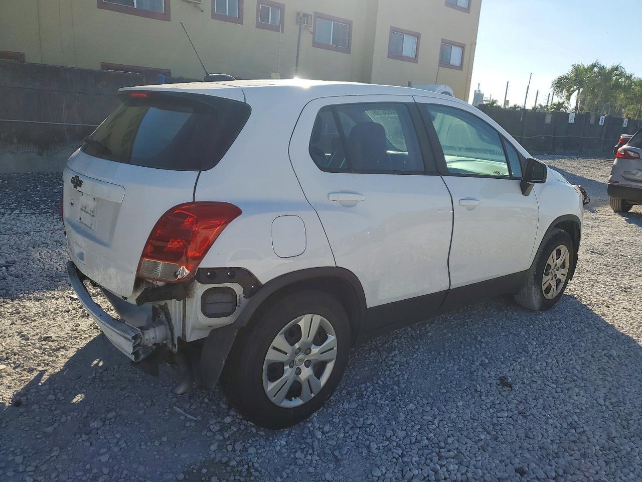 2017 CHEVROLET TRAX LS — снимка 3