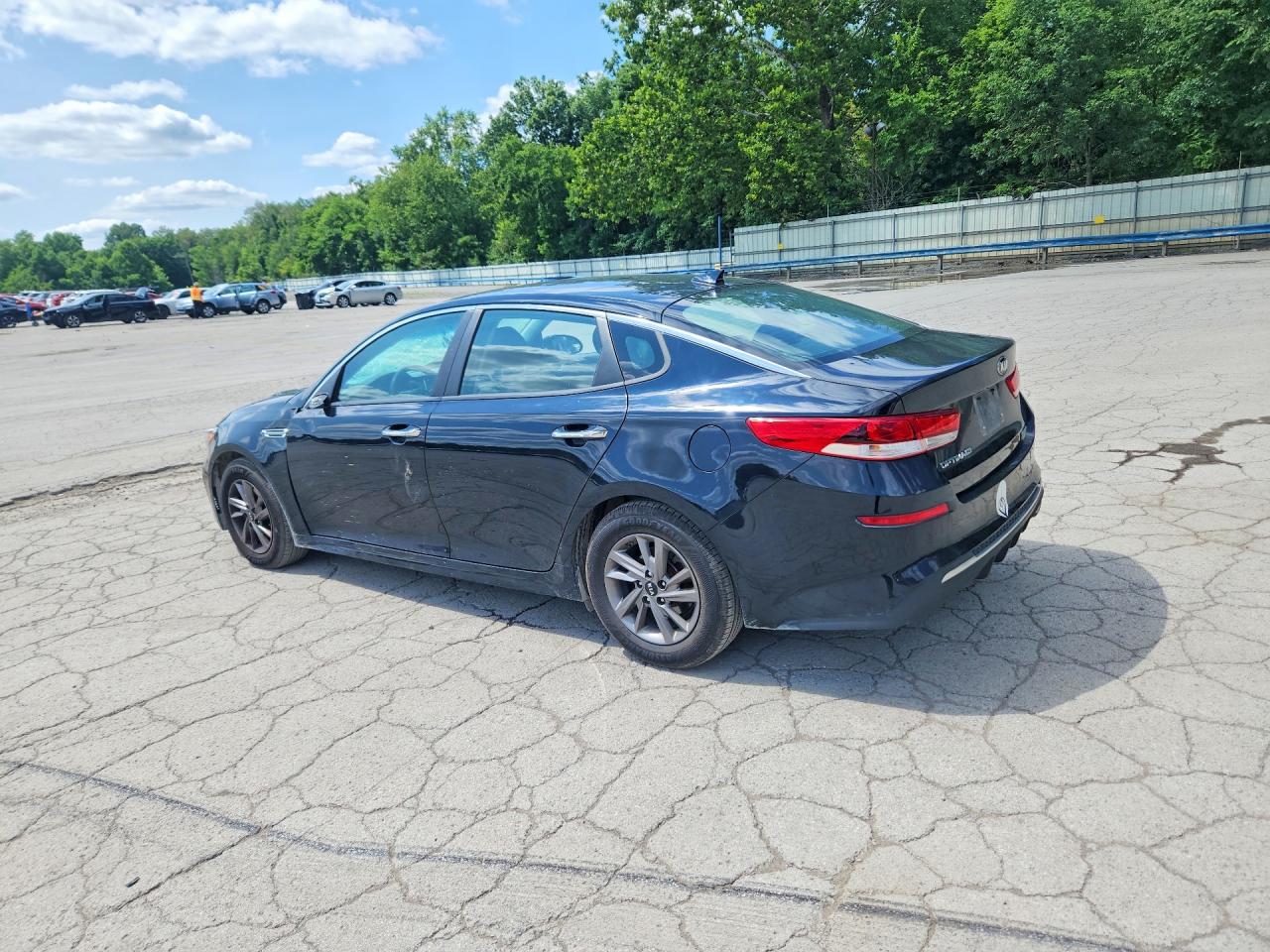 2020 KIA OPTIMA LX — снимка 2