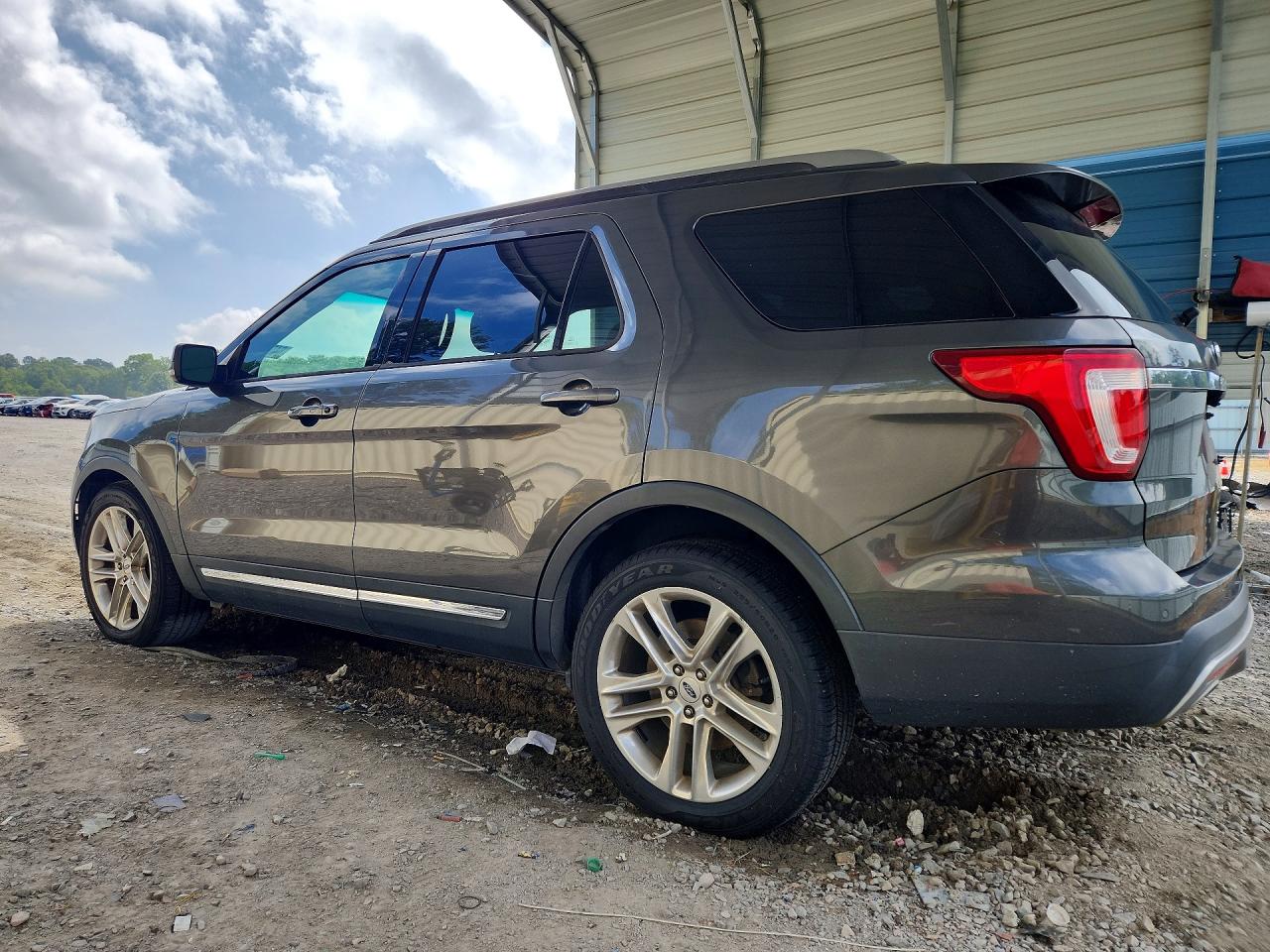 2017 FORD EXPLORER XLT — снимка 2
