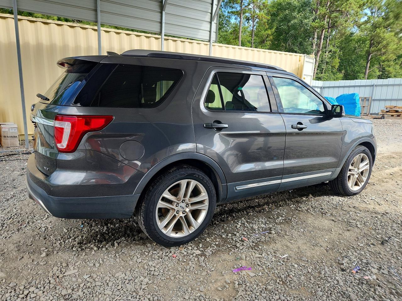 2017 FORD EXPLORER XLT — снимка 3