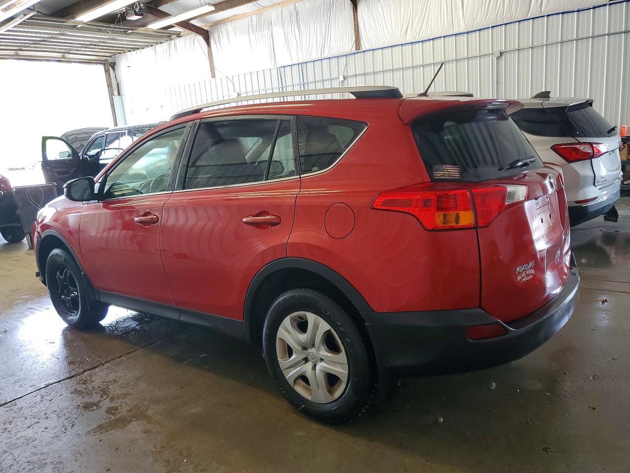 2015 TOYOTA RAV4 LE — снимка 2