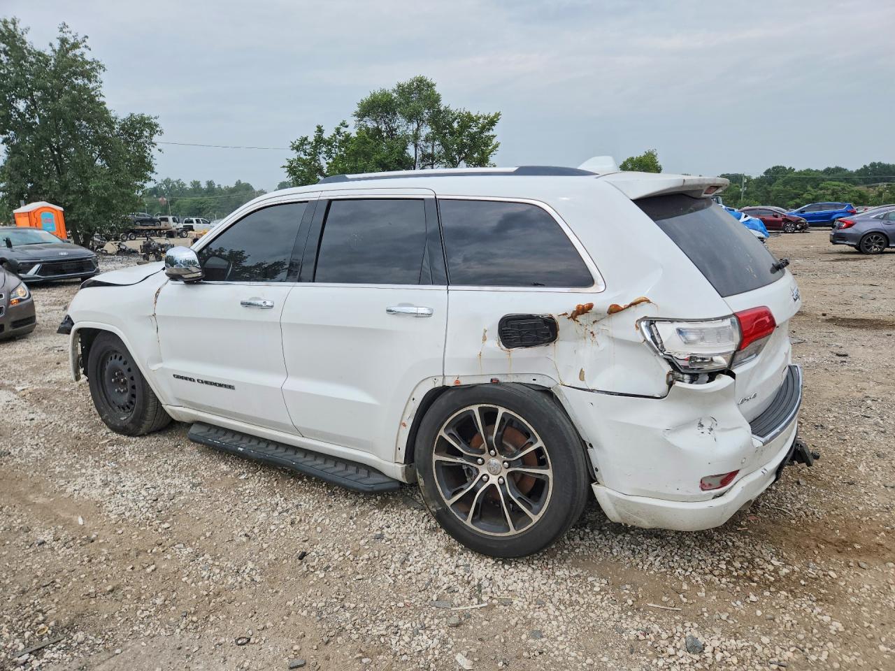 2017 JEEP GRAND CHEROKEE OVERLAND — снимка 2