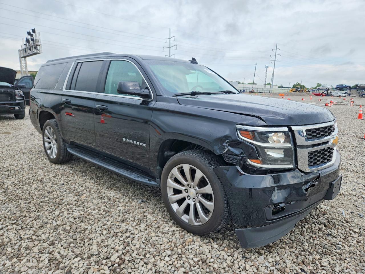2019 CHEVROLET SUBURBAN K1500 LT — снимка 4