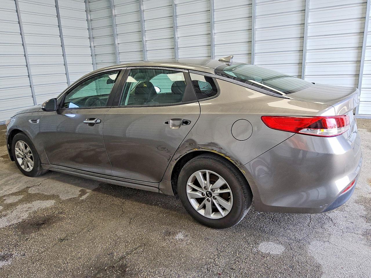 2016 KIA OPTIMA LX — снимка 2