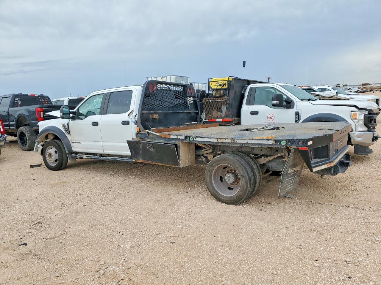 2022 FORD F-550 — снимка 2