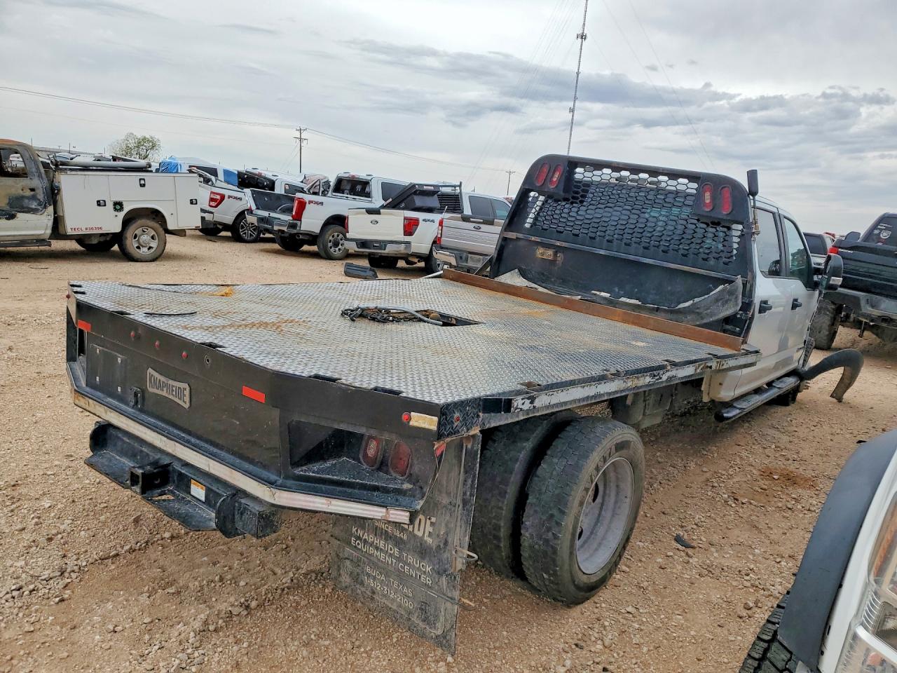 2022 FORD F-550 — снимка 3