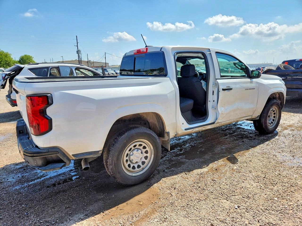 2026 CHEVROLET COLORADO — photo 3