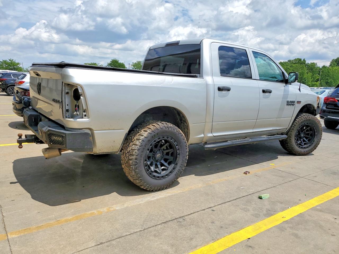2015 RAM 1500 ST — снимка 3