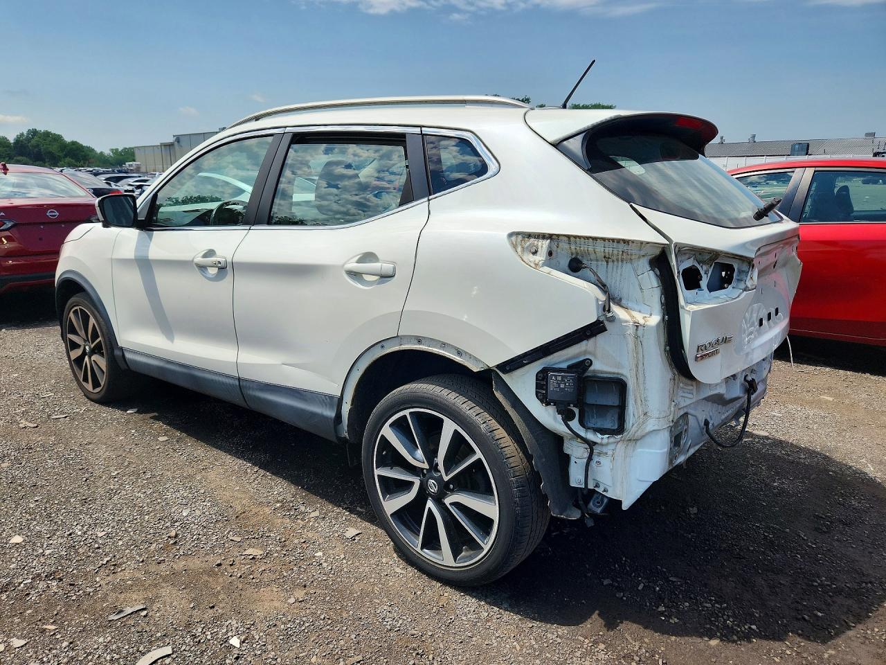 2019 NISSAN ROGUE SPORT SL — снимка 2