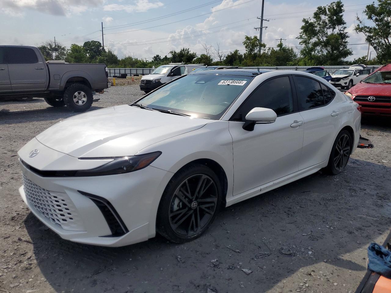 2025 TOYOTA CAMRY XSE