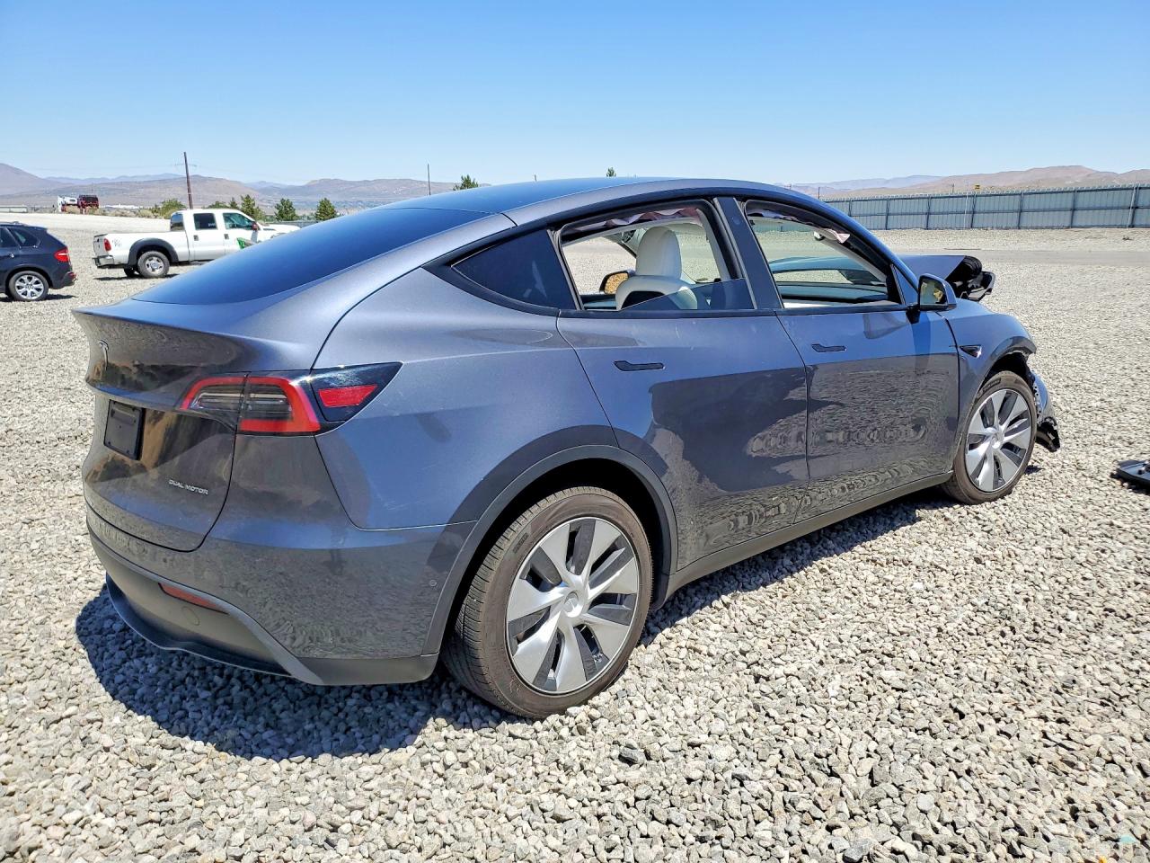 2023 TESLA MODEL Y — снимка 3