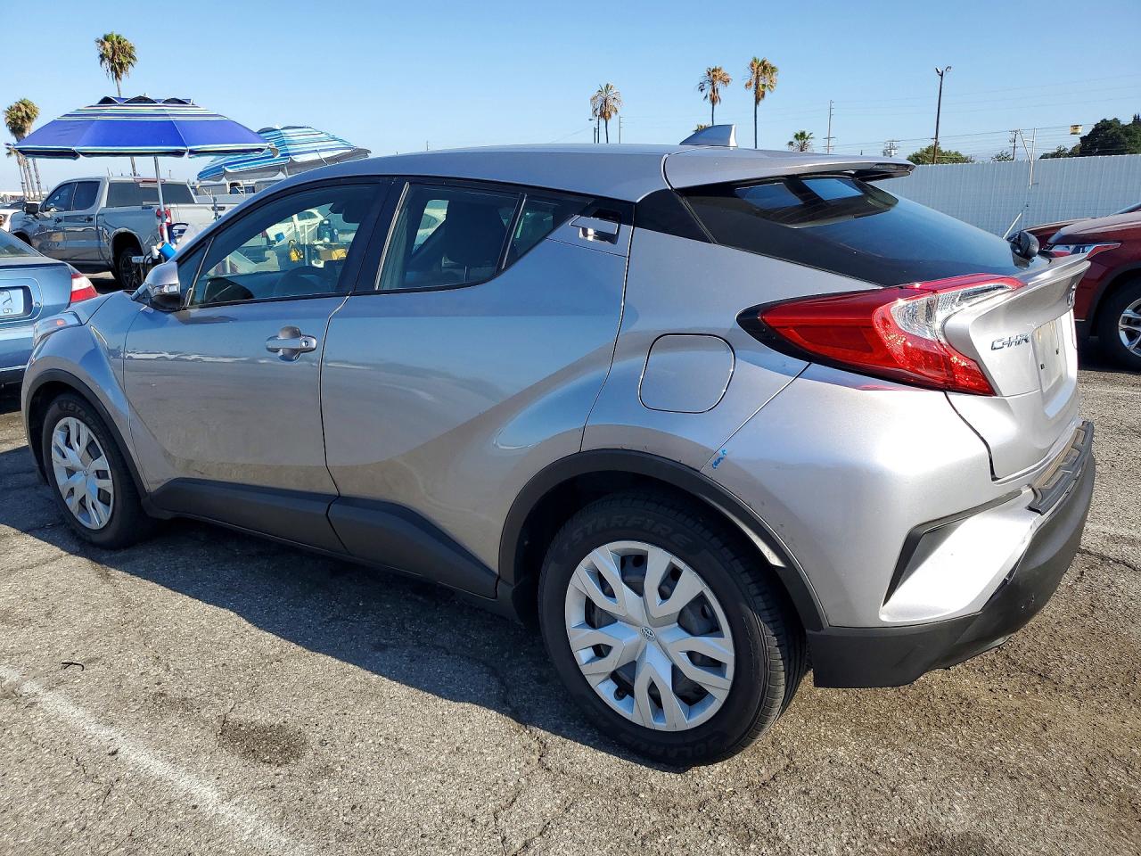 2019 TOYOTA C-HR LE — снимка 2