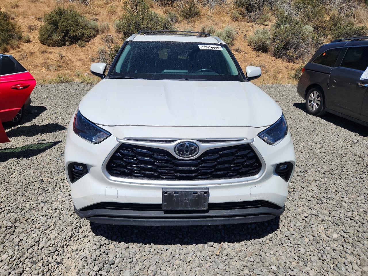 2022 TOYOTA HIGHLANDER XLE — снимка 5