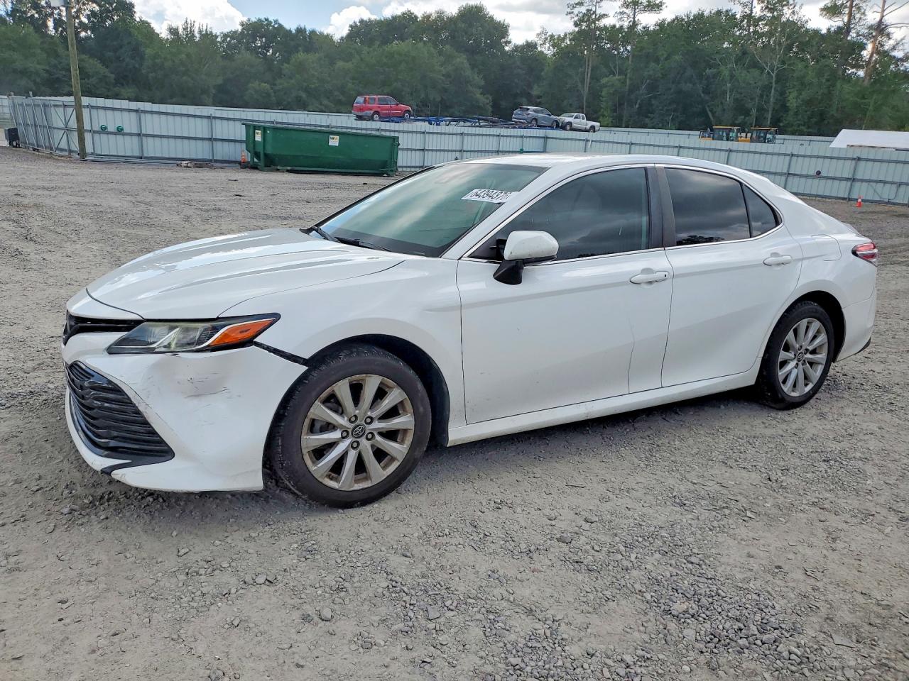 2019 TOYOTA CAMRY LE