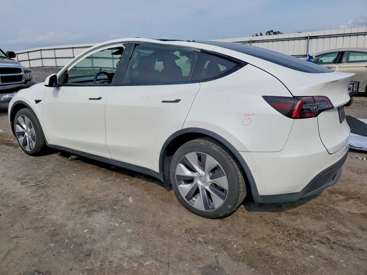 2022 TESLA MODEL Y — снимка 2