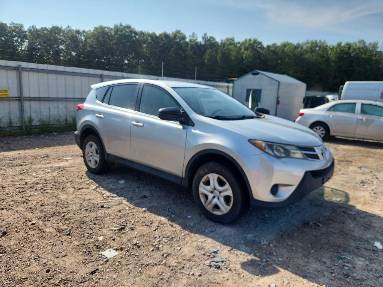 2015 TOYOTA RAV4 LE — снимка 4