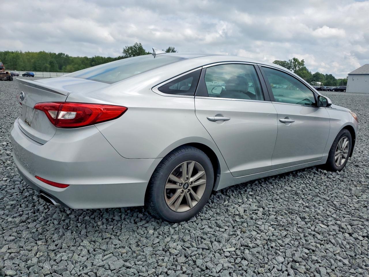 2015 HYUNDAI SONATA SE — снимка 3