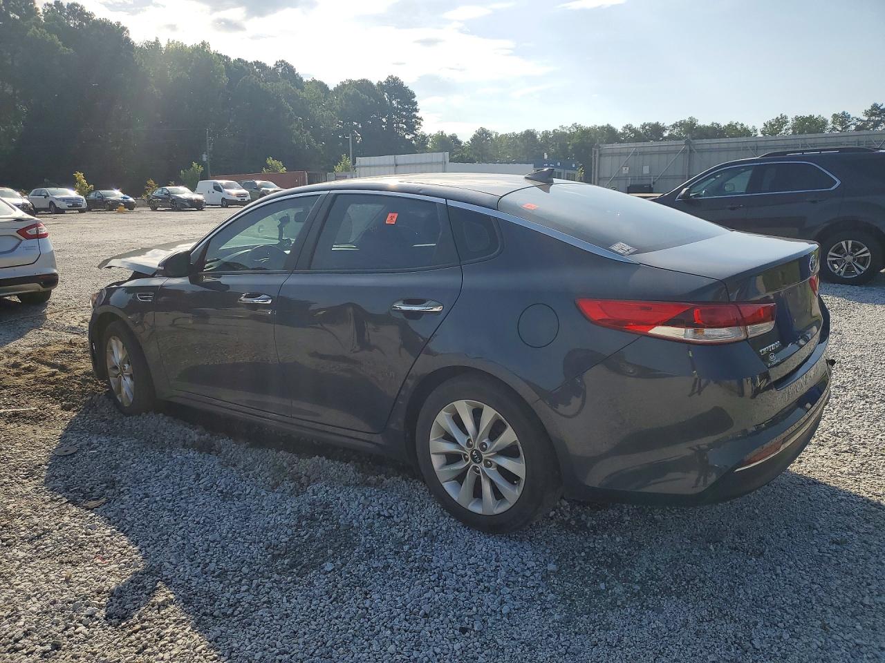 2017 KIA OPTIMA LX — снимка 2