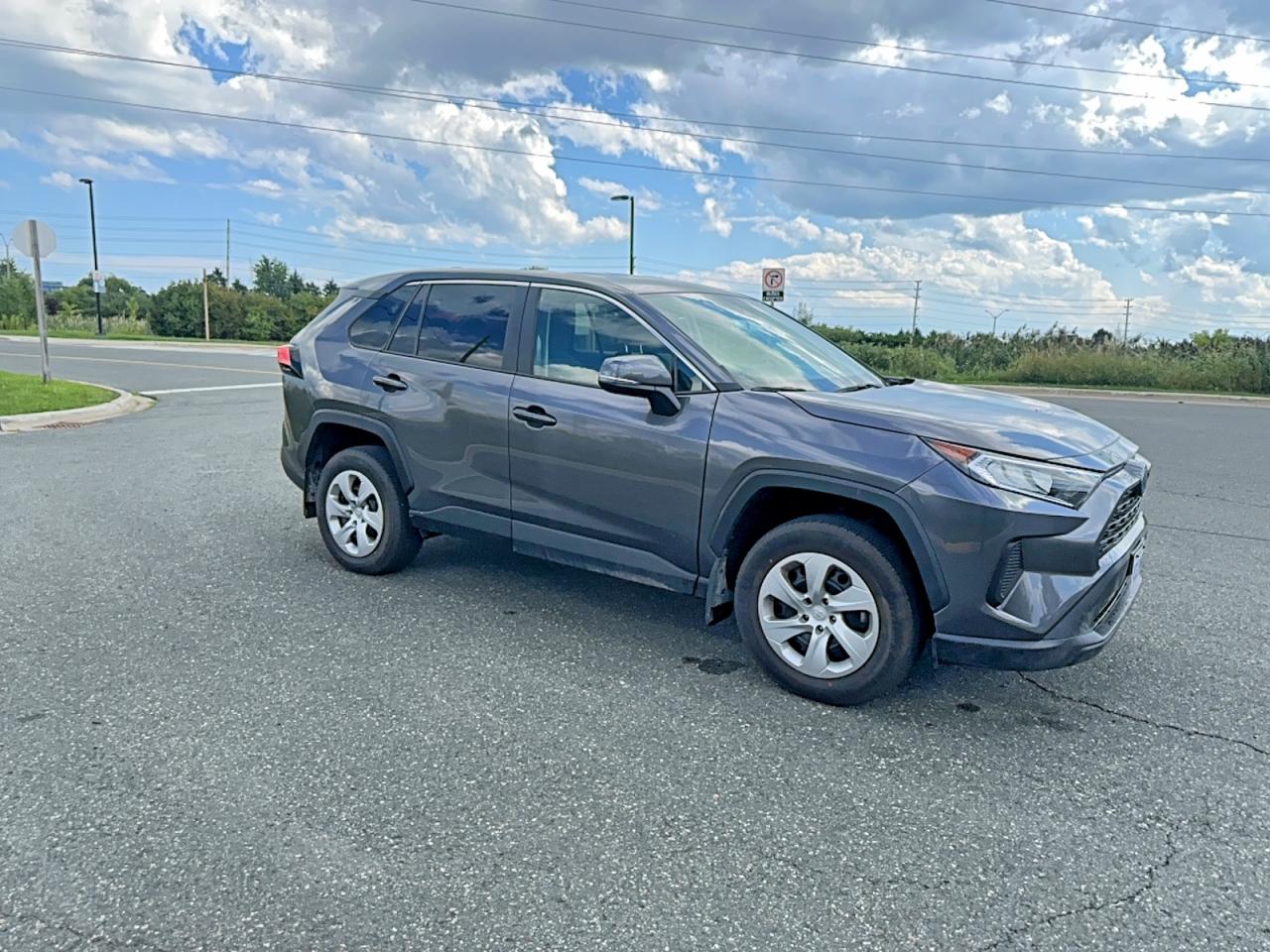 2025 TOYOTA RAV4 LE