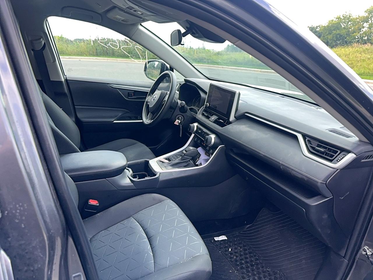 2025 TOYOTA RAV4 LE — снимка 5