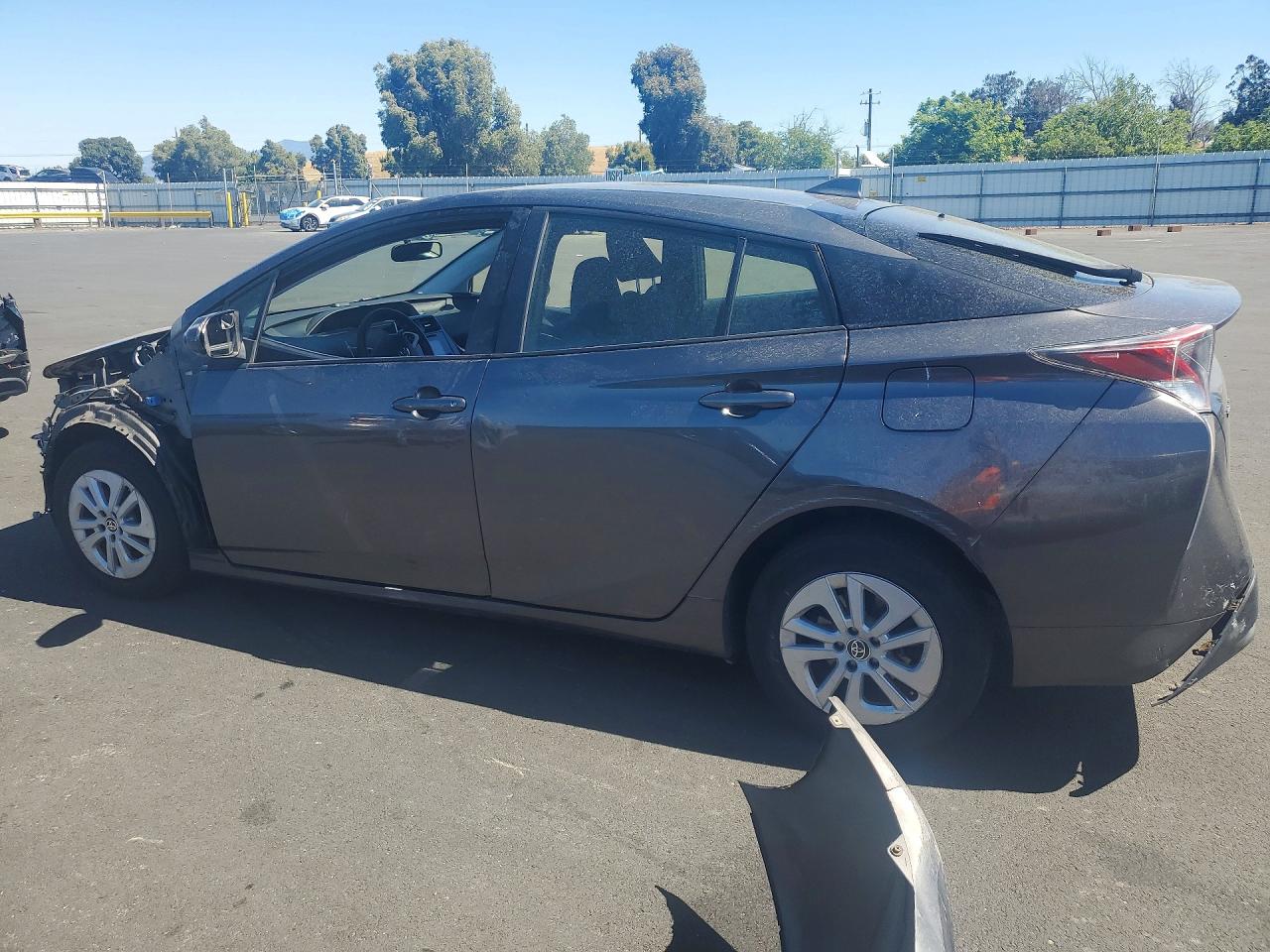 2016 TOYOTA PRIUS TWO — снимка 2