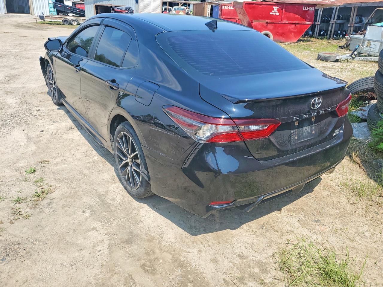 2021 TOYOTA CAMRY SE — снимка 2