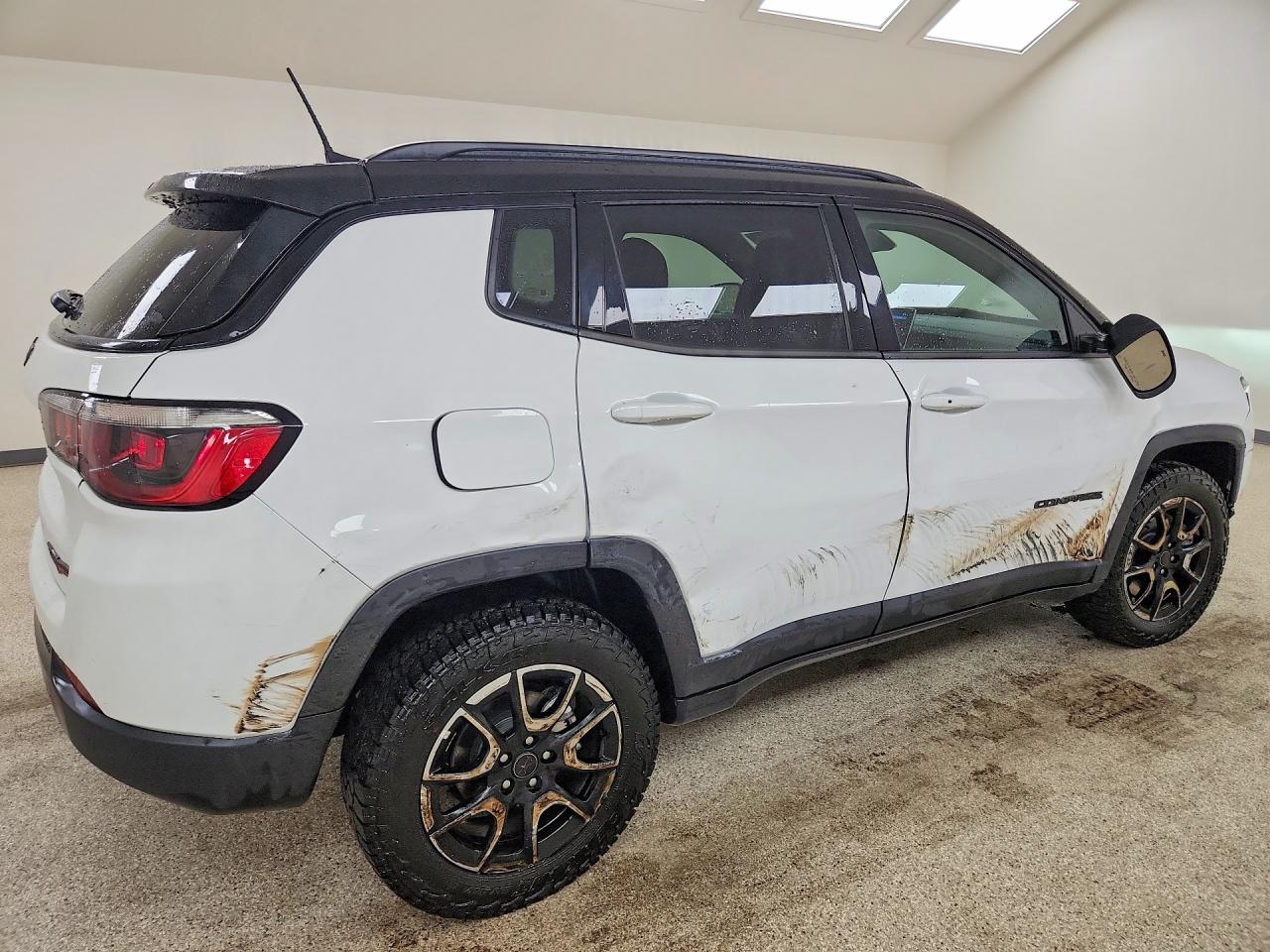 2026 JEEP COMPASS TRAILHAWK — снимка 3