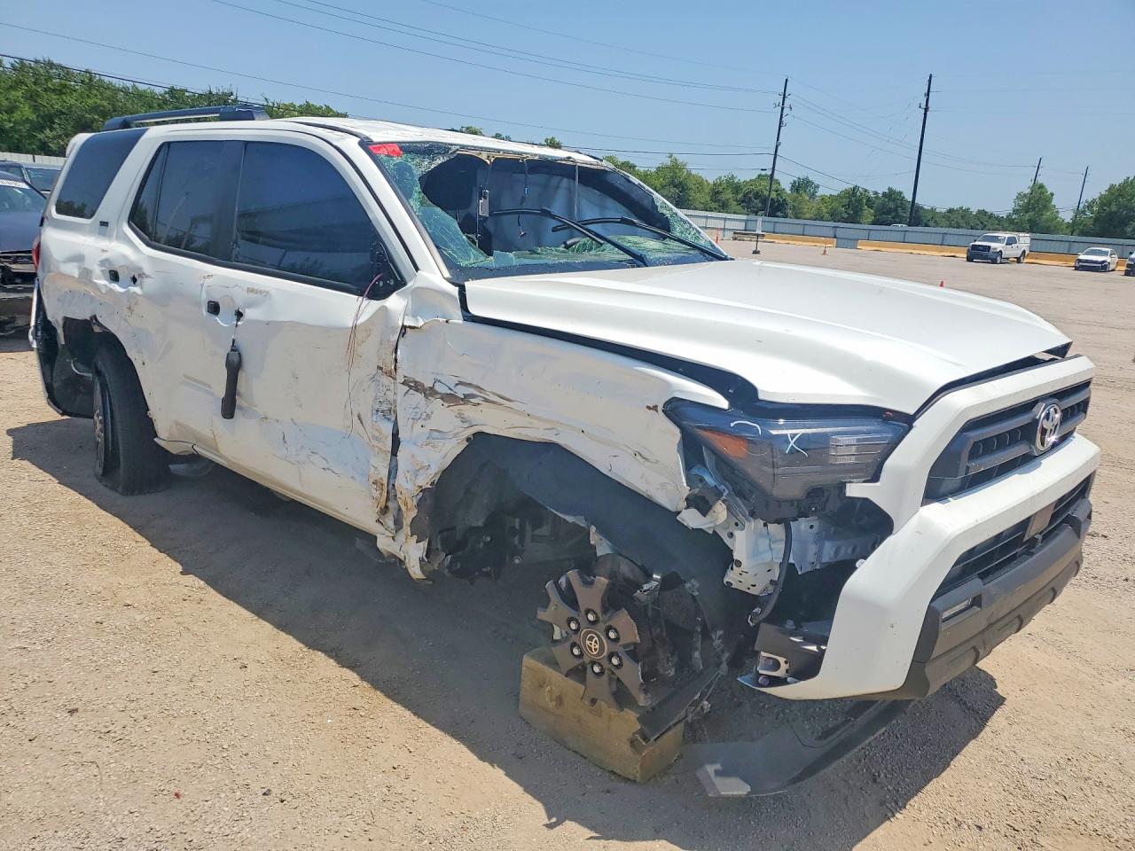 2026 TOYOTA 4RUNNER SR5 — снимка 4