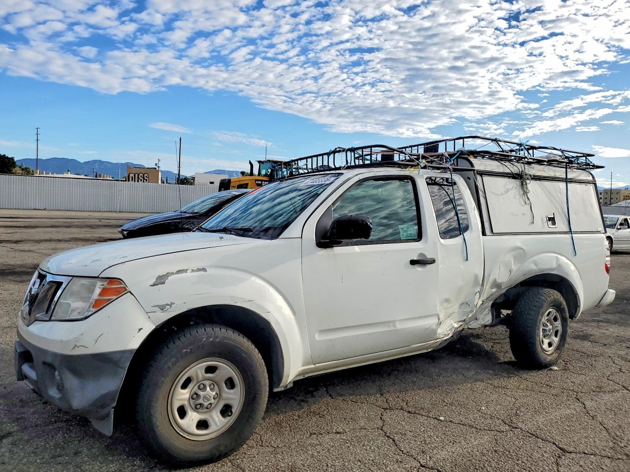 2017 NISSAN FRONTIER S