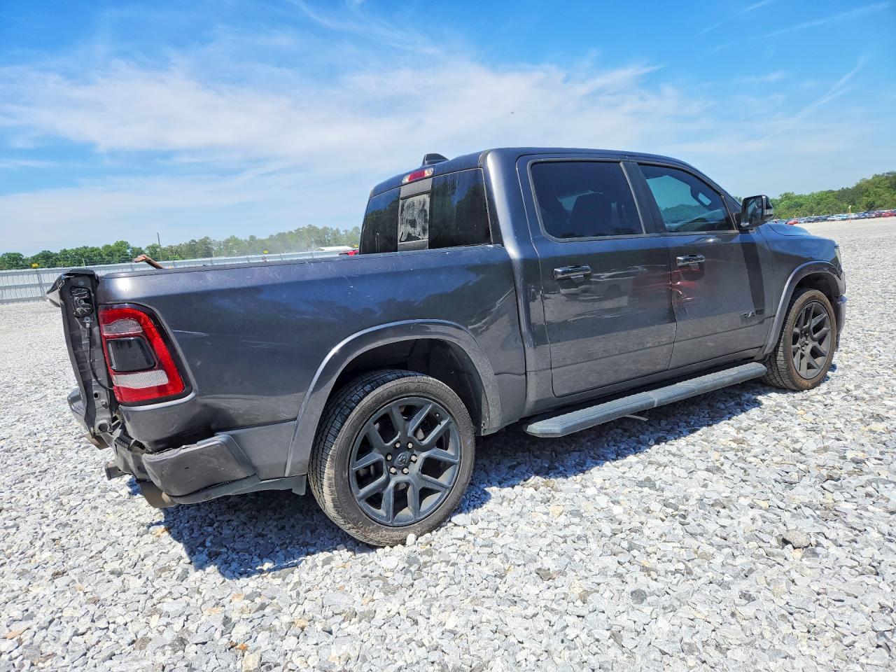 2022 RAM 1500 LARAMIE — снимка 3