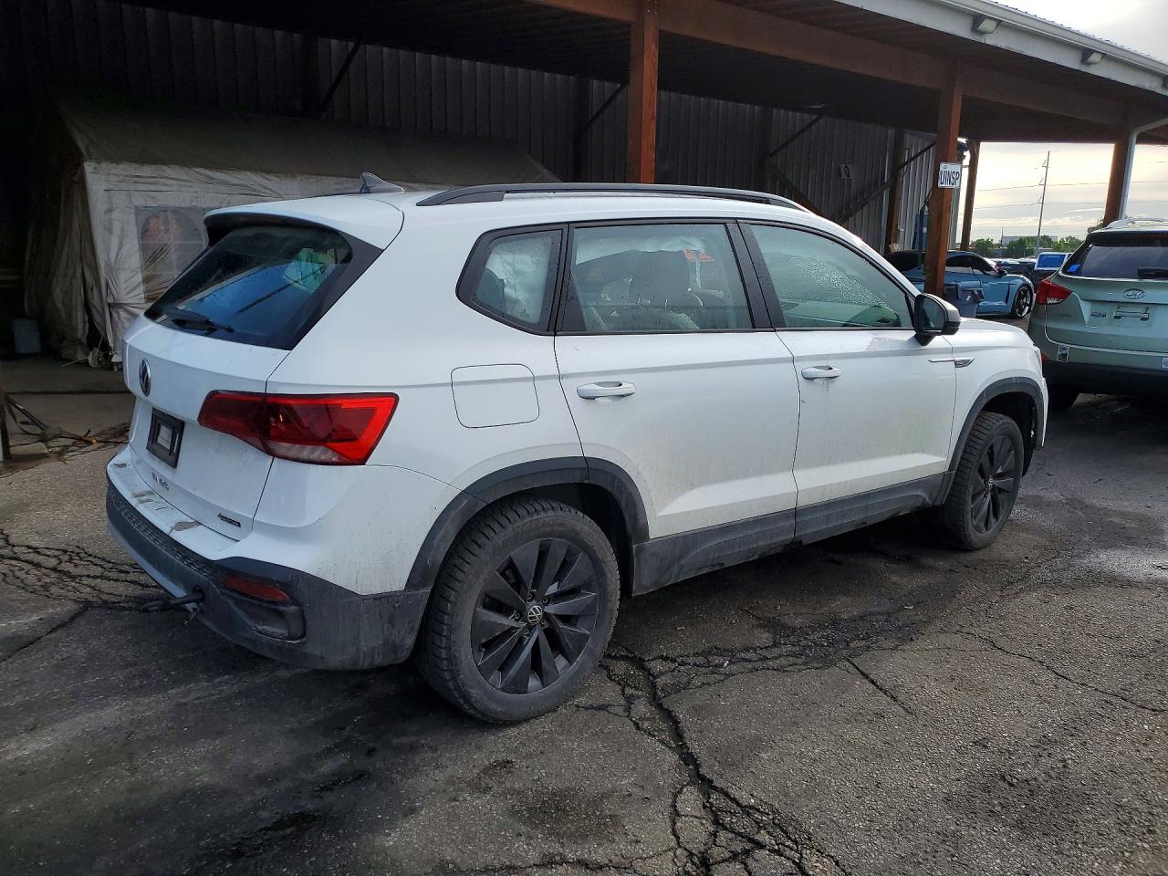 2022 VOLKSWAGEN TAOS S — снимка 3