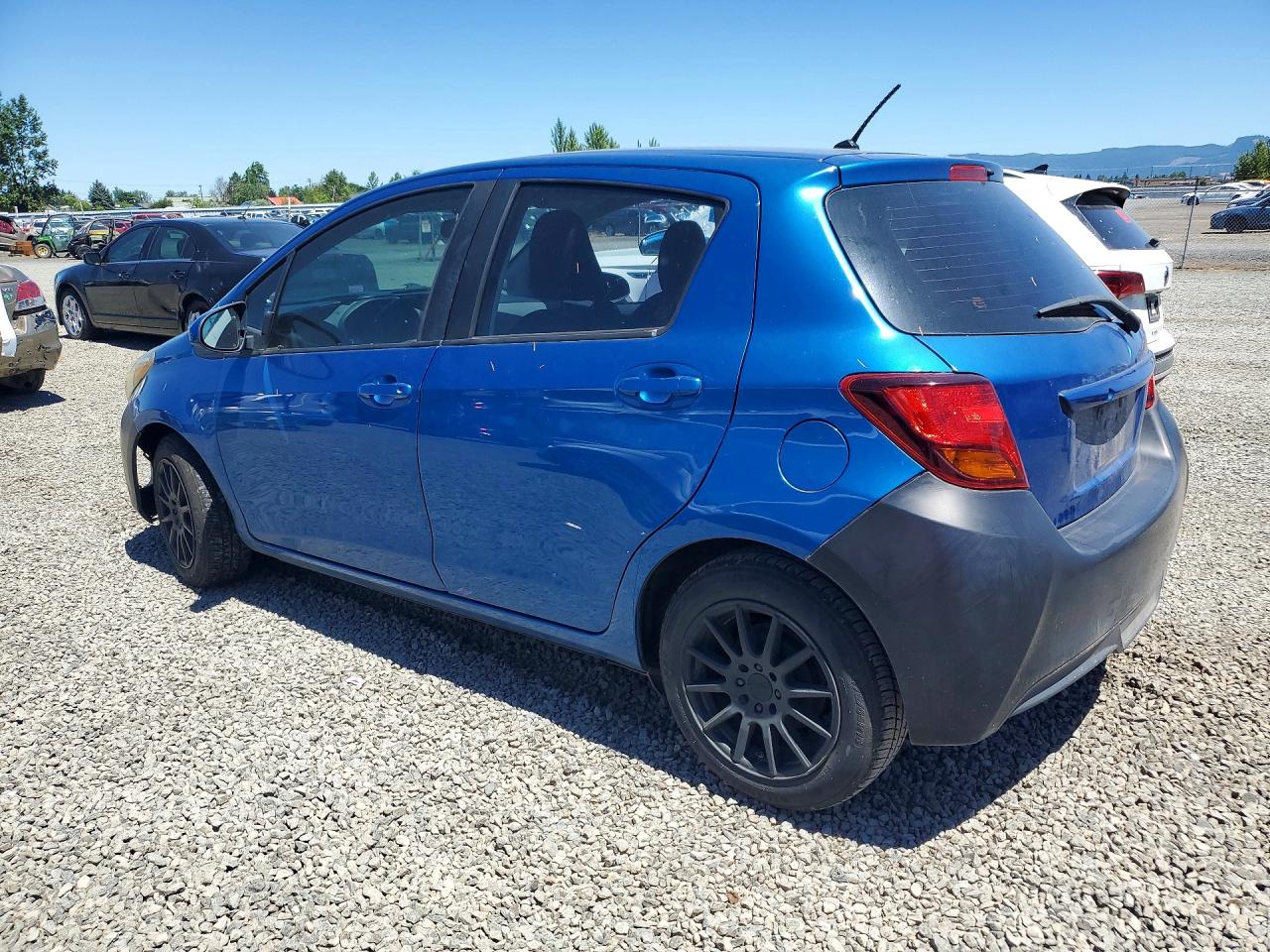 2015 TOYOTA YARIS 5-DOOR L — снимка 2
