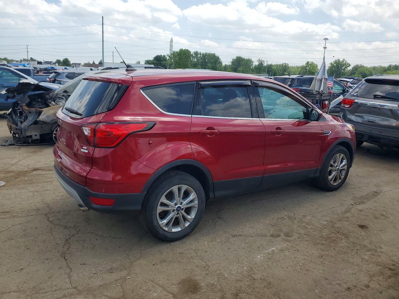 2019 FORD ESCAPE SE — снимка 3