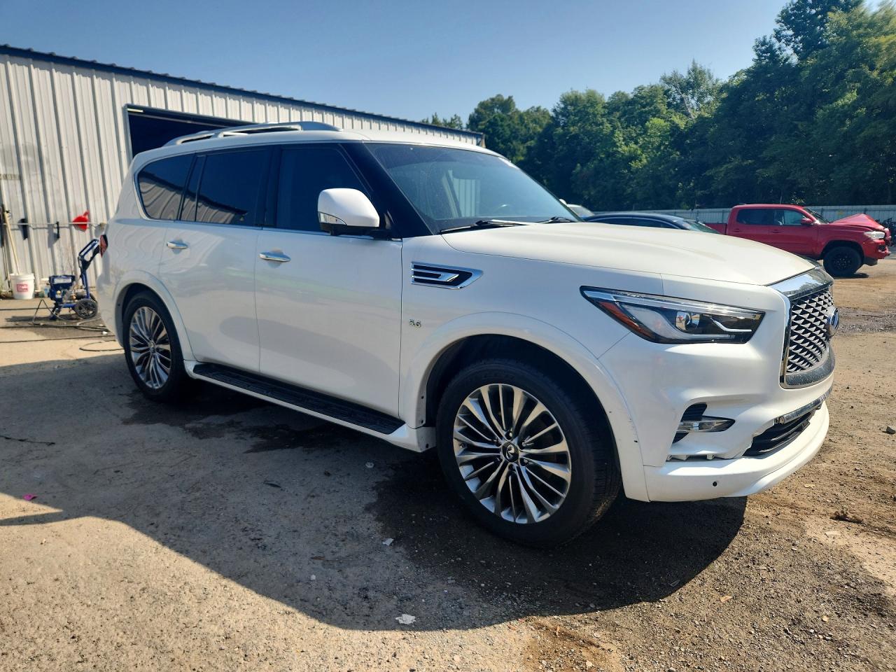 2019 INFINITI QX80 LUXE — снимка 4