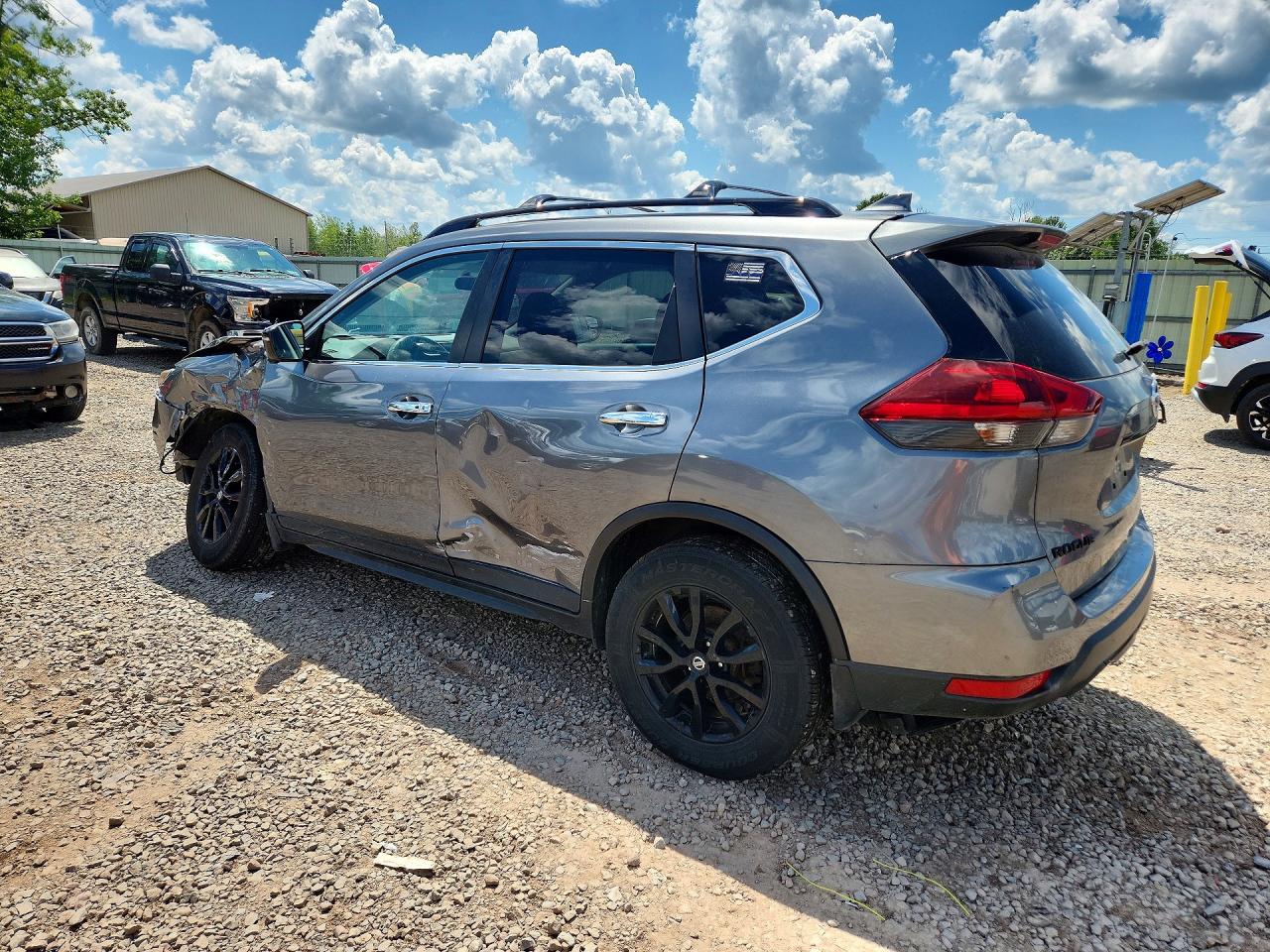 2018 NISSAN ROGUE SV — снимка 2