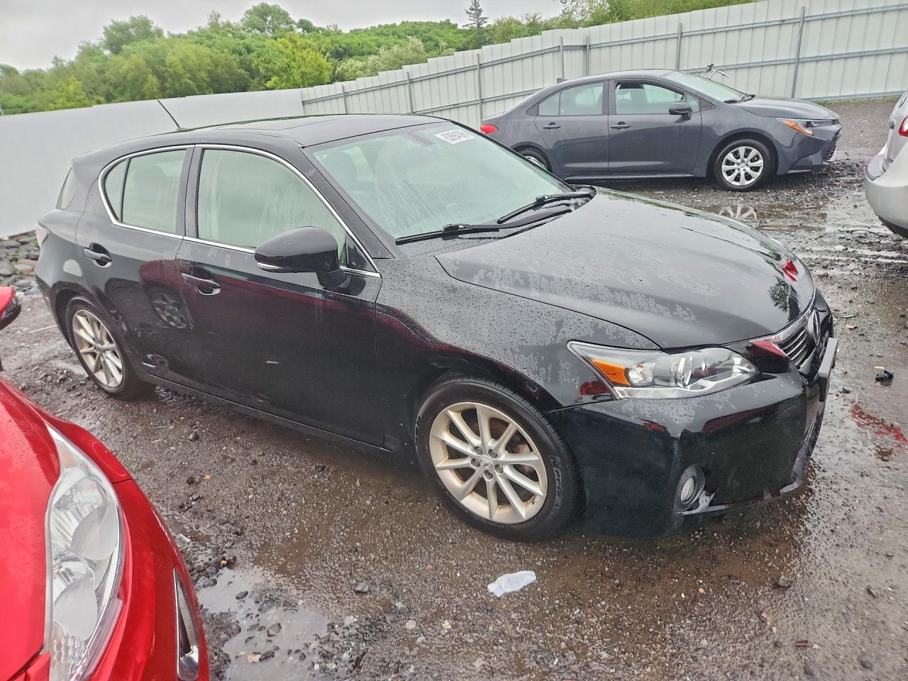 2013 LEXUS CT 200 — снимка 4