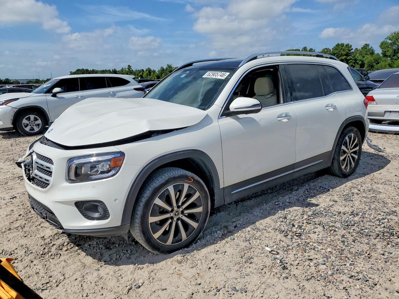 2022 MERCEDES-BENZ GLB 250