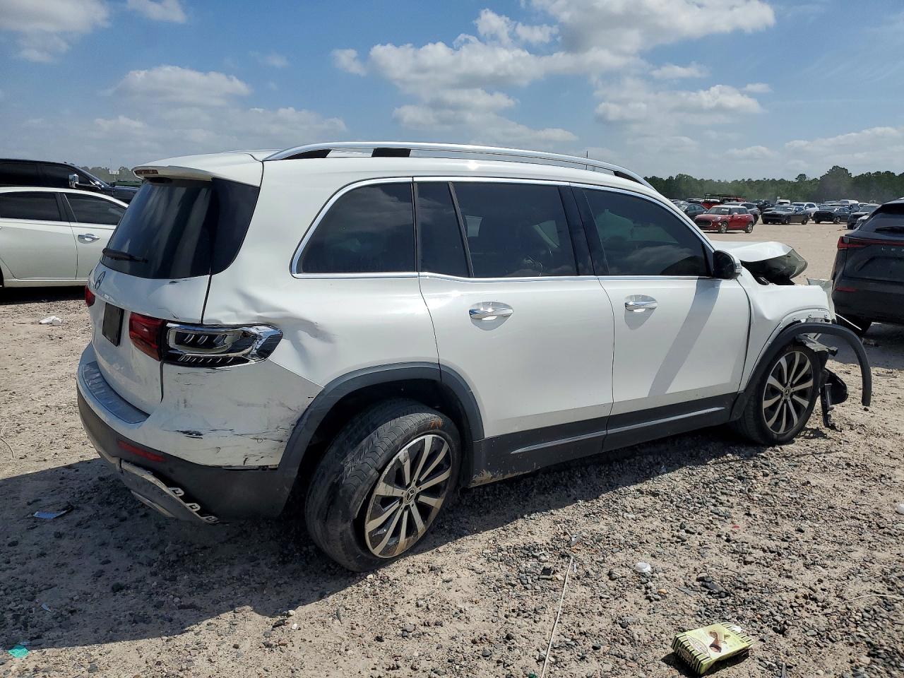 2022 MERCEDES-BENZ GLB 250 — снимка 3