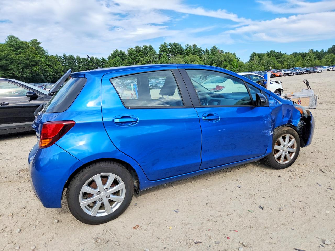 2016 TOYOTA YARIS 5-DOOR LE — снимка 3