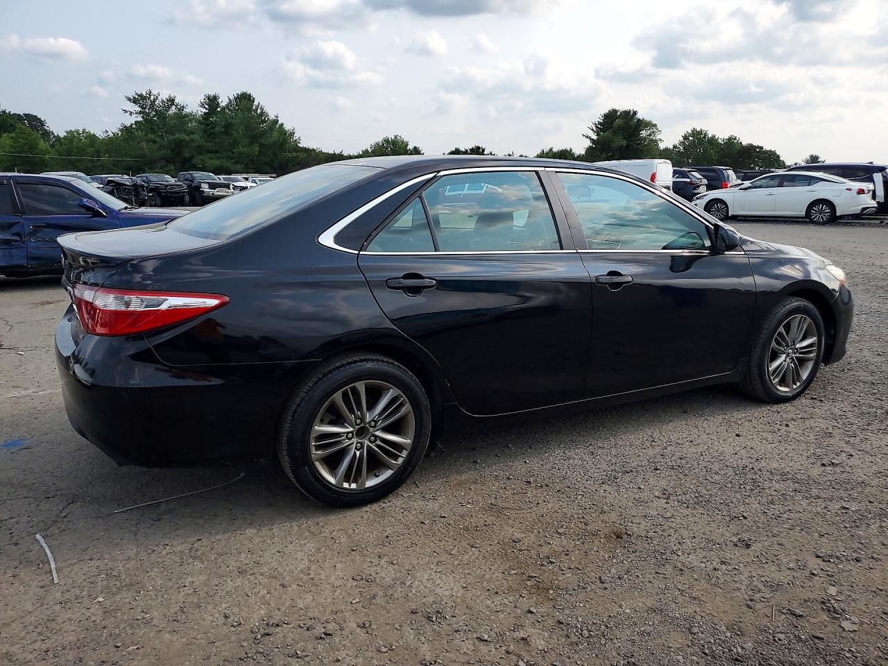 2017 TOYOTA CAMRY SE — снимка 3