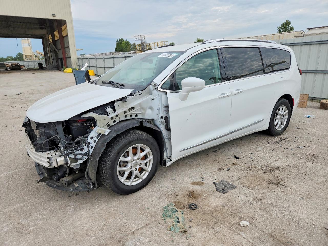 2020 CHRYSLER PACIFICA TOURING L