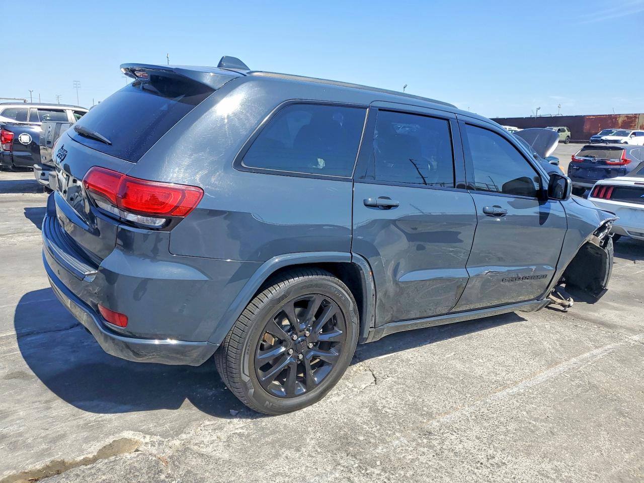 2018 JEEP LAREDO — снимка 3
