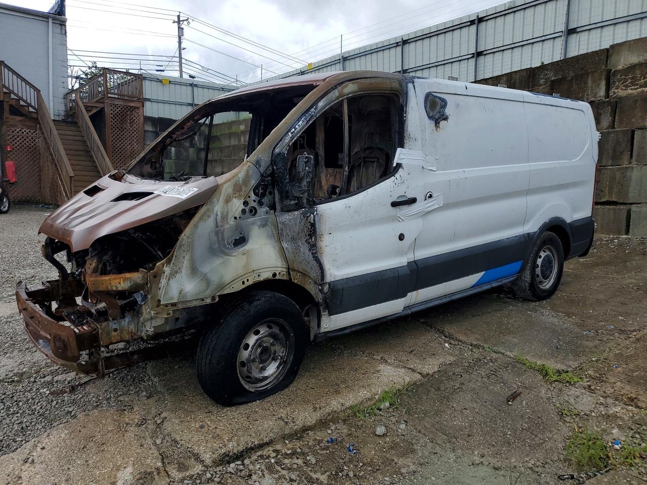 2017 FORD TRANSIT T-150