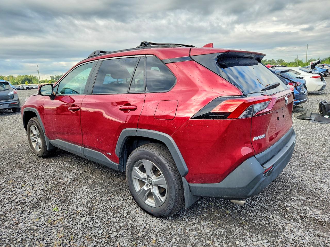 2025 TOYOTA RAV4 HYBRID XLE — снимка 2