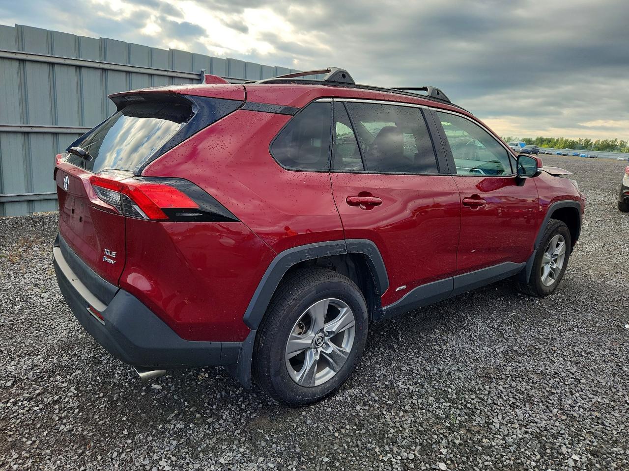 2025 TOYOTA RAV4 HYBRID XLE — снимка 3