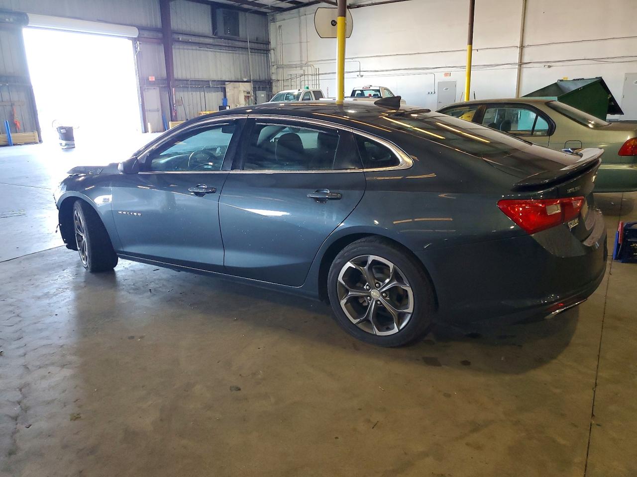 2019 CHEVROLET MALIBU RS — снимка 2