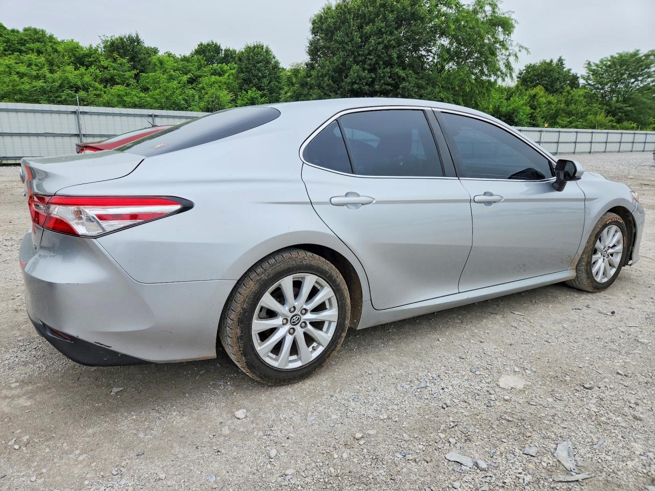 2018 TOYOTA CAMRY LE — снимка 3