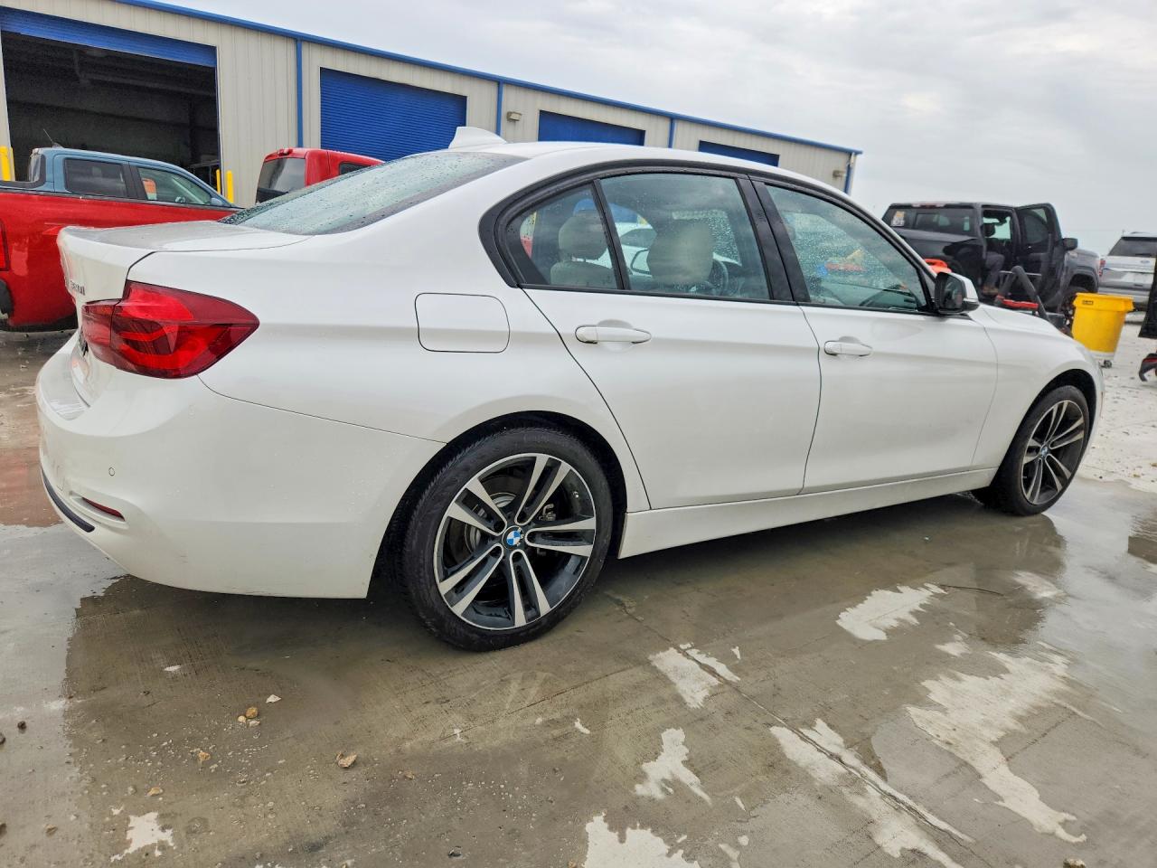 2018 BMW 330 I — снимка 3