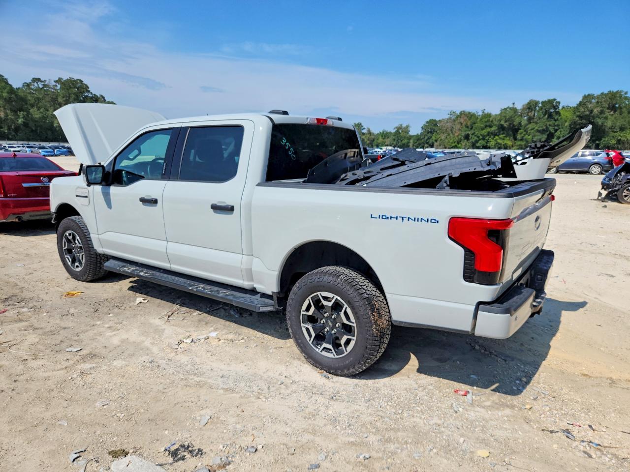 2023 FORD F150 LIGHTNING PRO — снимка 2